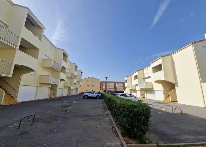 Confortable 2 Pieces, 4 Couchages Avec Balcon Et Parking Prive, Proche - Marseillan - Fr-1-326-596 * Le Castellas